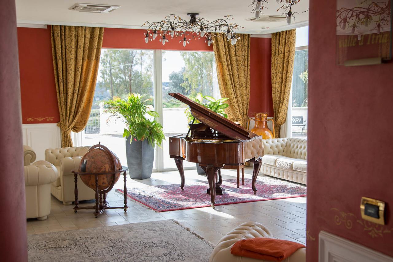 Hotel Madonna Delle Grazie Kellie Messapica Kültér fotó