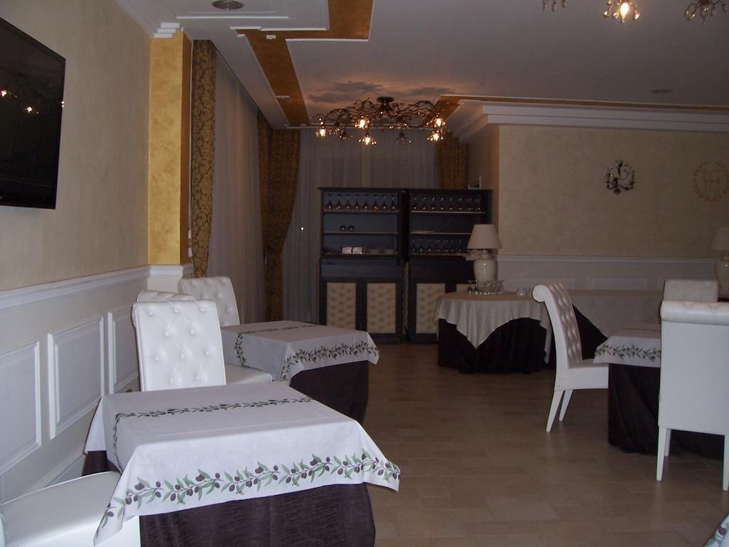 Hotel Madonna Delle Grazie Kellie Messapica Kültér fotó